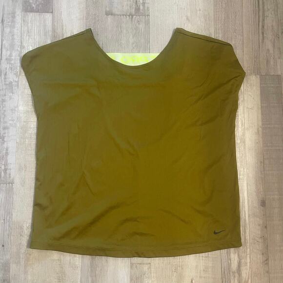 Nike Pro women's training t-shirt in an olive green color with open back size M - Picture 10 of 12